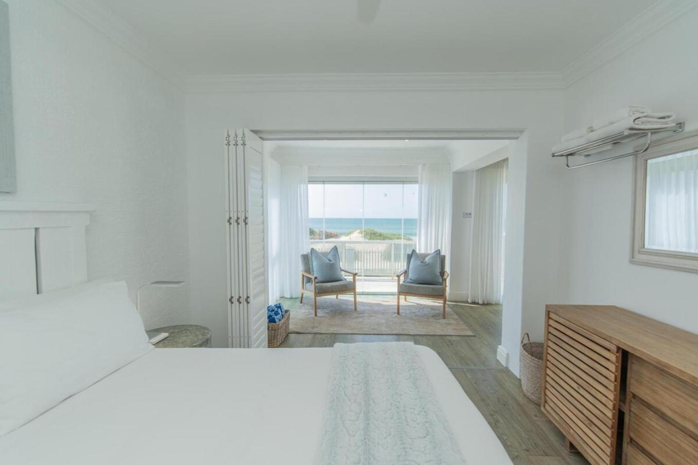 Luxury On The Beach Port Elizabeth Bagian luar foto